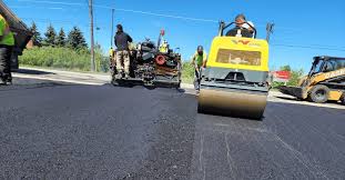 Best Asphalt Driveway Installation  in Davie, FL